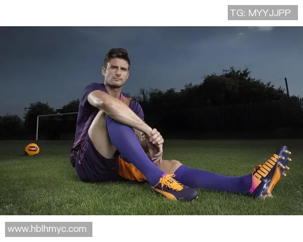 足球明星私密时刻揭秘捏脚视频引发球迷热议与关注