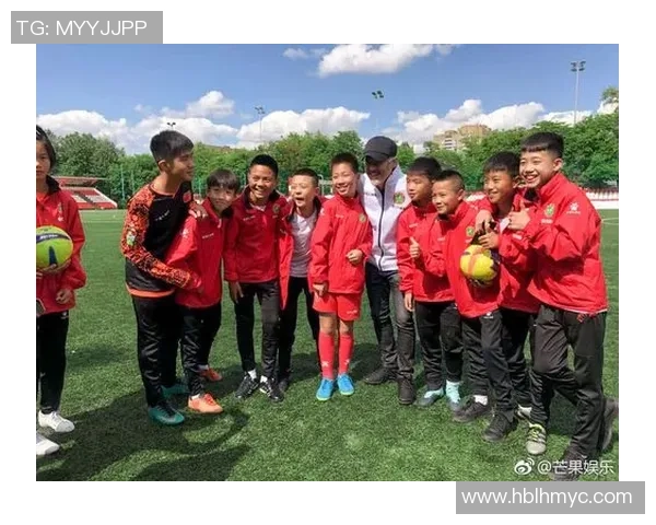 在中国街头偶遇足球明星的奇妙时刻与精彩瞬间